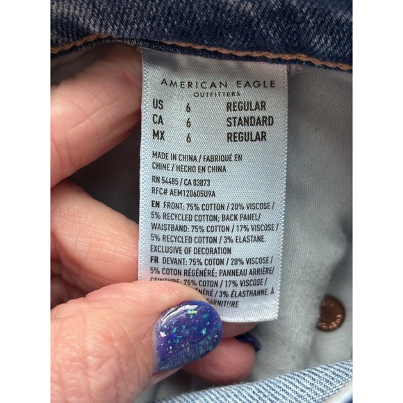 American Eagle Strigid Mom Jeans Medium Wash Distressed High Rise Blue Denim 6 - Picture 16 of 16